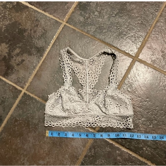 Aerie Lace Light Grey Bralette Size M - Picture 3 of 8